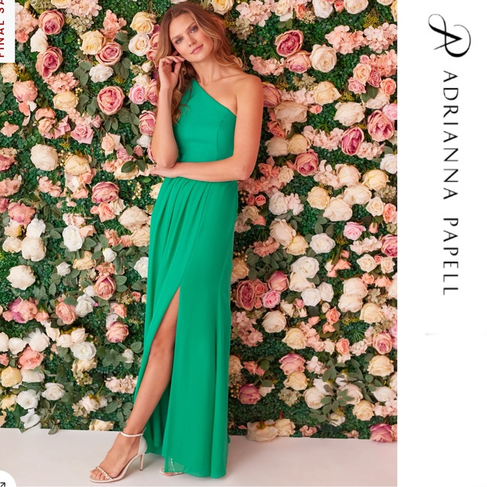 Adrianna Papell - One-Shoulder Chiffon Long Gown - Botanic Green Size 14